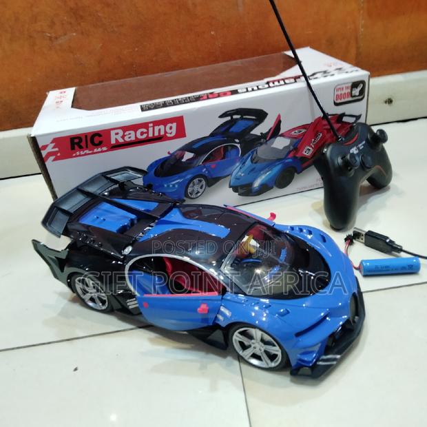 Rechargeable Bugatti Toy Car for Kids - thumbnail 2