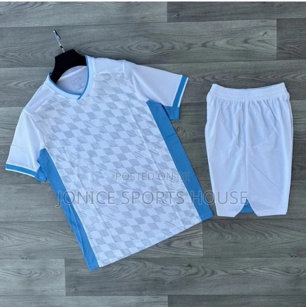 New Quality Soccer Uniforms - thumbnail 4