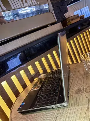 Laptop Dell Inspiron 14 7447 8GB Intel Core I5 HDD+SSD 500GB