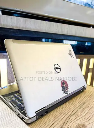 Laptop Dell Inspiron 14 7447 8GB Intel Core I5 HDD+SSD 500GB
