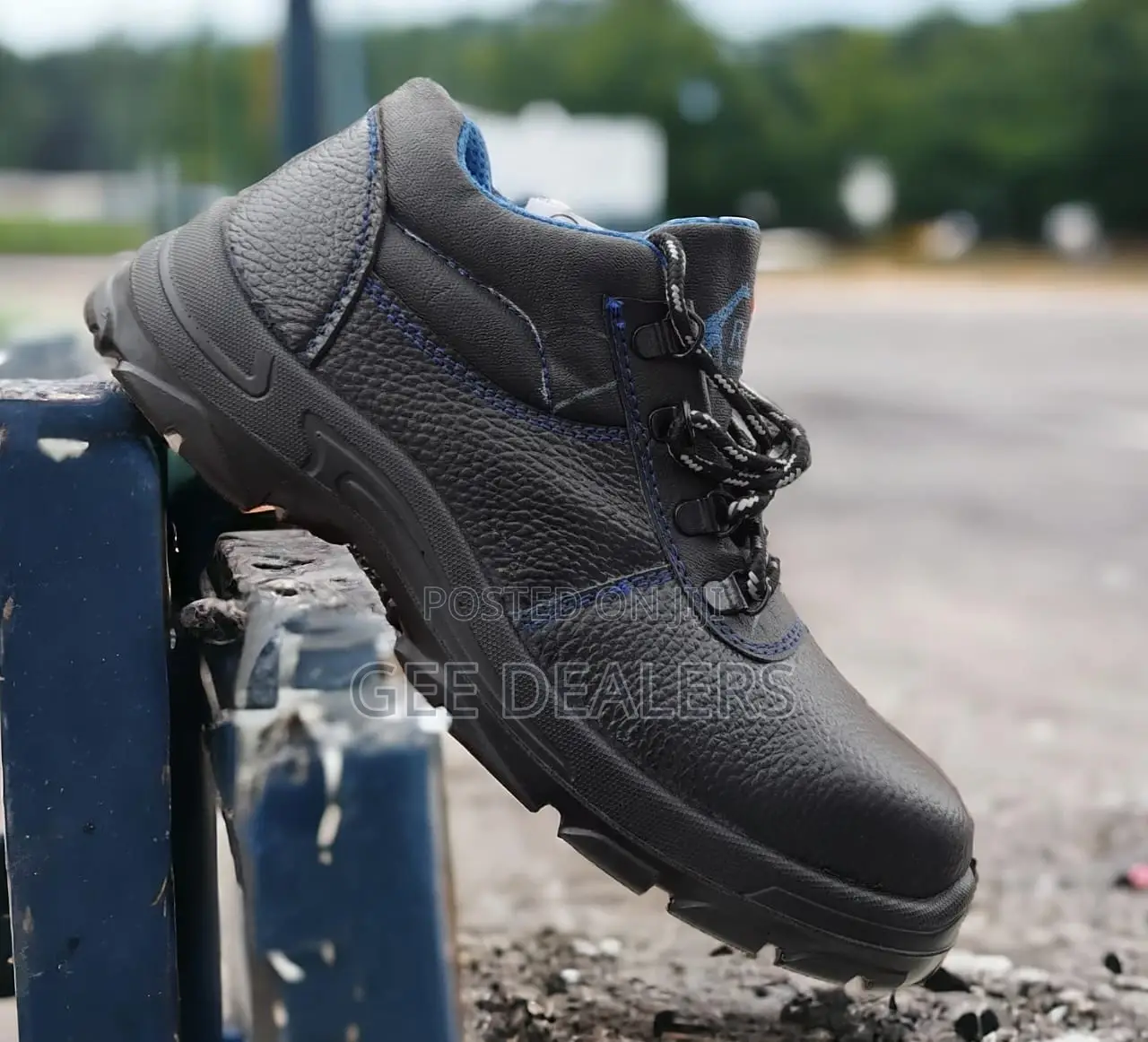 Reflex Low Cut Safety Boots >Steel Toed Work Boots >