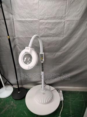 Adjustable Magnifying Lamp With Led - thumbnail 2