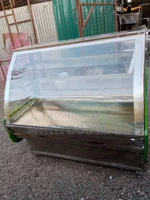 Locally Assembled Cake Display