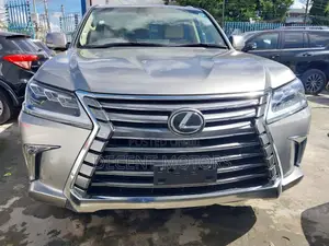 Lexus LX 570 AWD 2016 Gold