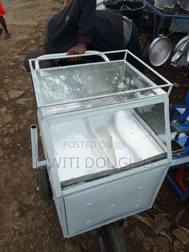 Eggs Display Trolley - main view