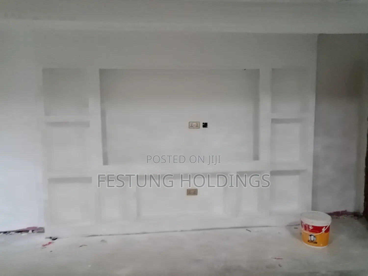 Symmetrical Gypsum TV Stand