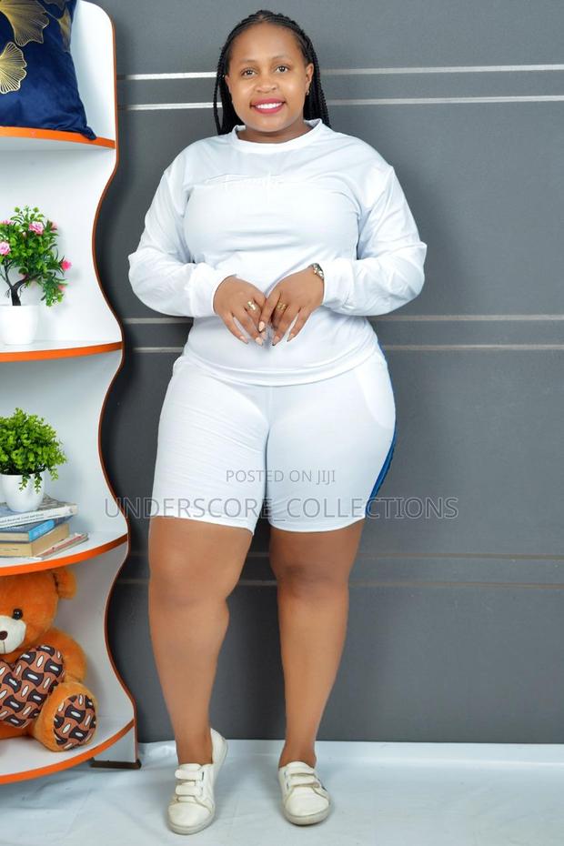Premium Quality Ladies Short Suit - thumbnail 3