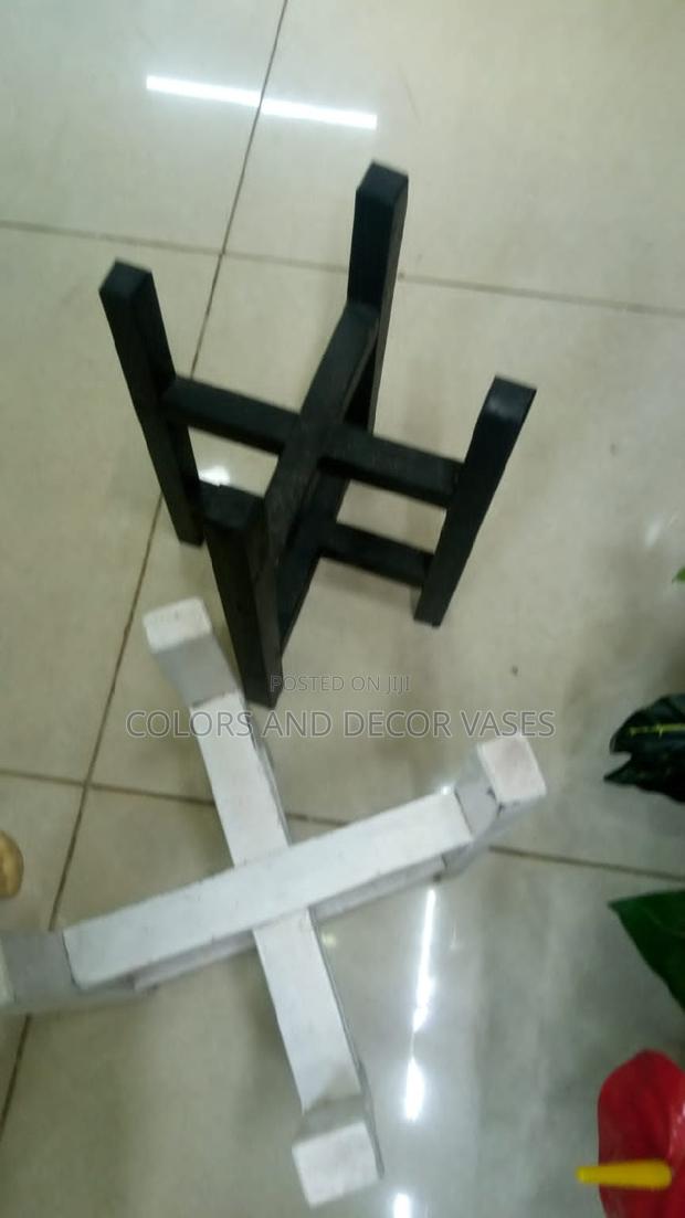 Wooden Stands White and Black - main view