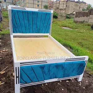 Hardwood Bluegham Mocket Bed 4x6
