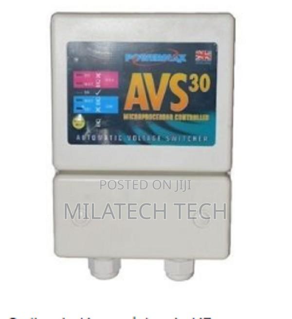 Newest Sollatek AVS30 Automatic Voltage Switch Amps (Avs30)