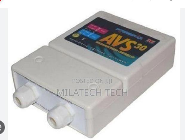 Sollatek 30 Amps Automatic Voltage Switcher -AVS30