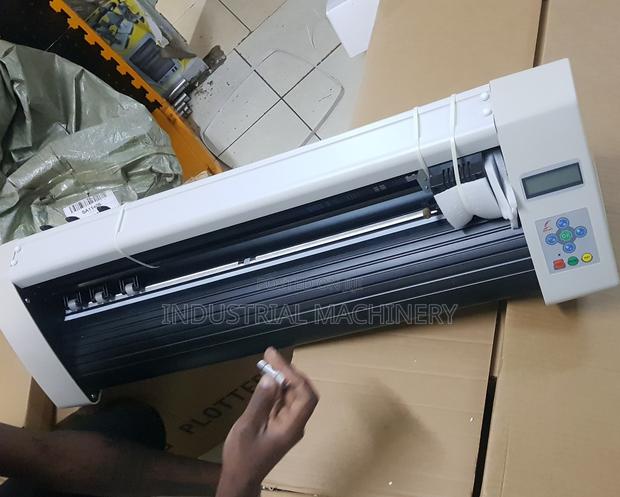 Plotter Vinyl Cutter 2feet -- Quality Standard - main view