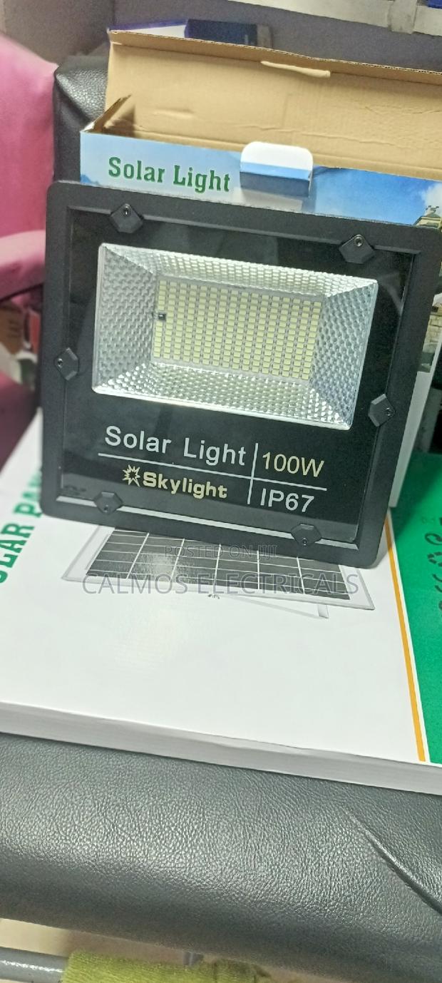 100watts Solar Floodlights - main view
