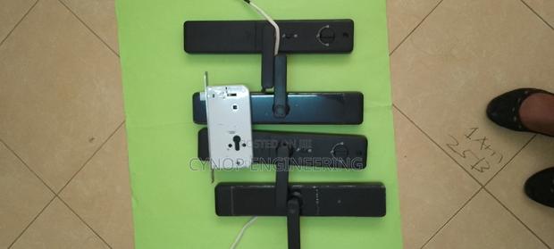 Smart Locks for Hotel Biometric Security