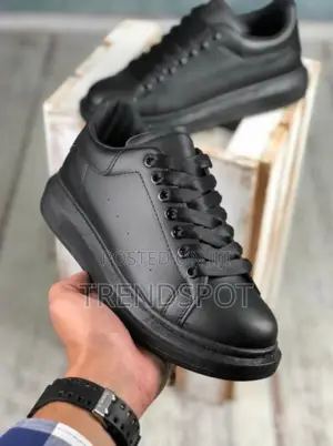 Alexander McQueen Black