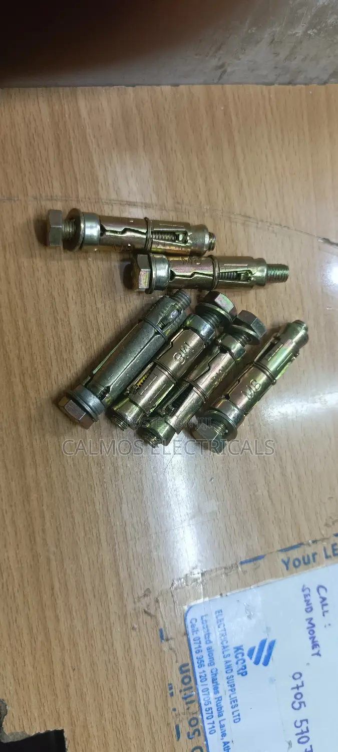 8MM Rawl Bolts