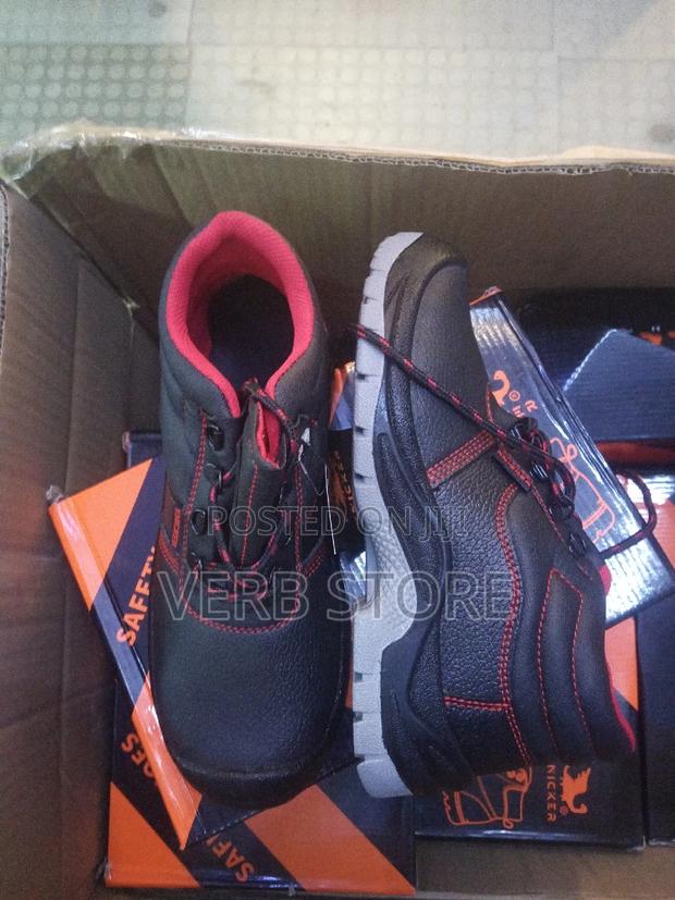 Premium Quality Safety Boots - main view