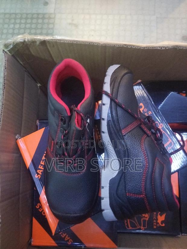 Premium Quality Safety Boots - thumbnail 2