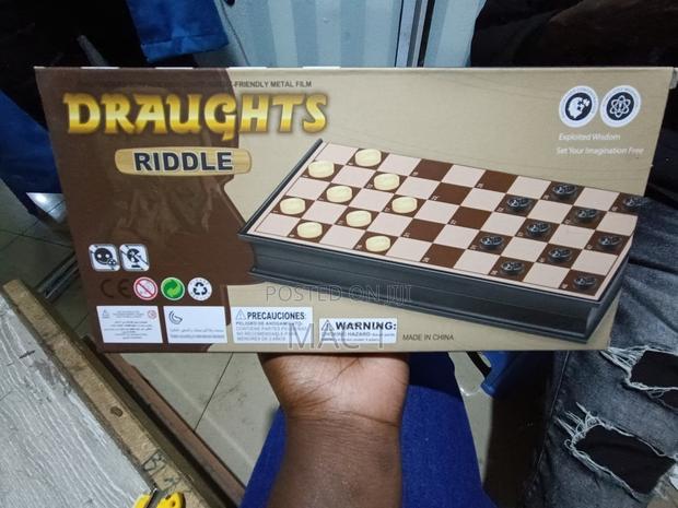 Draft Boards Magnetic Checkers Board - main view