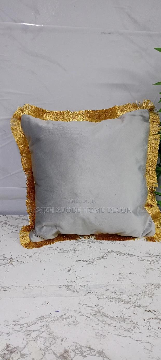 Tassled Pillow Cover(Grey)