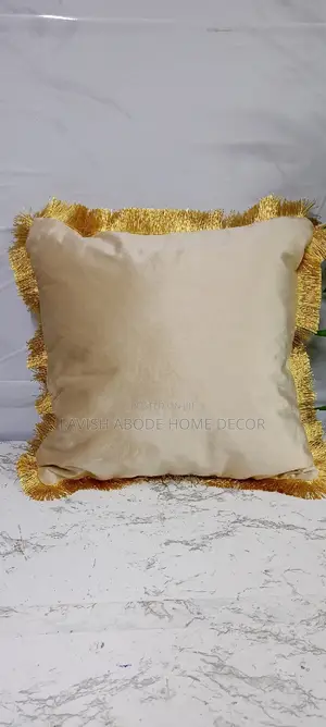 Tassled Pillow Cover(Beige)