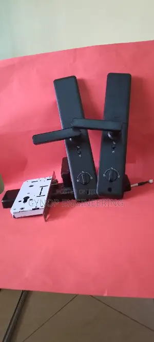 Smart Lock for Home RFID Security
