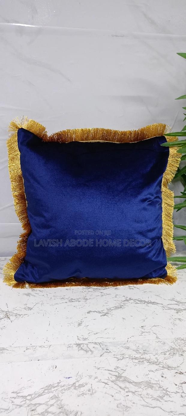 Tassled Pillow Cover (Navy Blue)