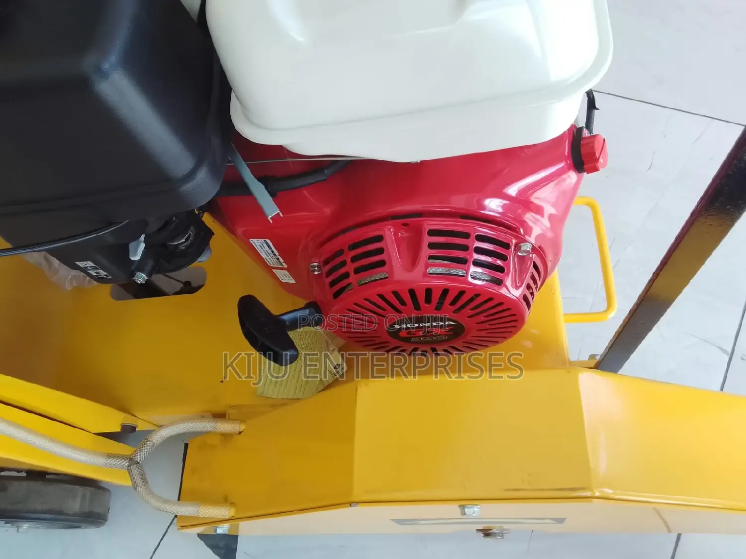 Petrol Powered Concrete Cutter or Saw Mill