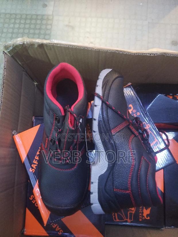 Safetyshoes/Boots - main view