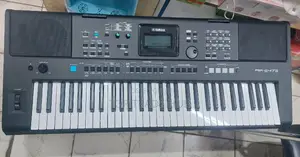 Yamaha PSR-E473 61 Keys Keyboard