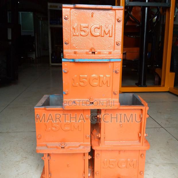 Cast Iron Cube Moulds (Imported)