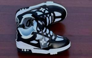 Designer LV Skate Sneakers 38-45 - thumbnail 2