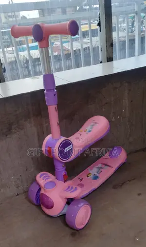 2 in 1 Kids Scooters in Pink