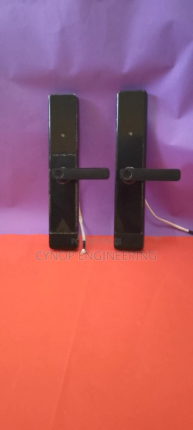 Smart Lock for Office RFID and App - main view