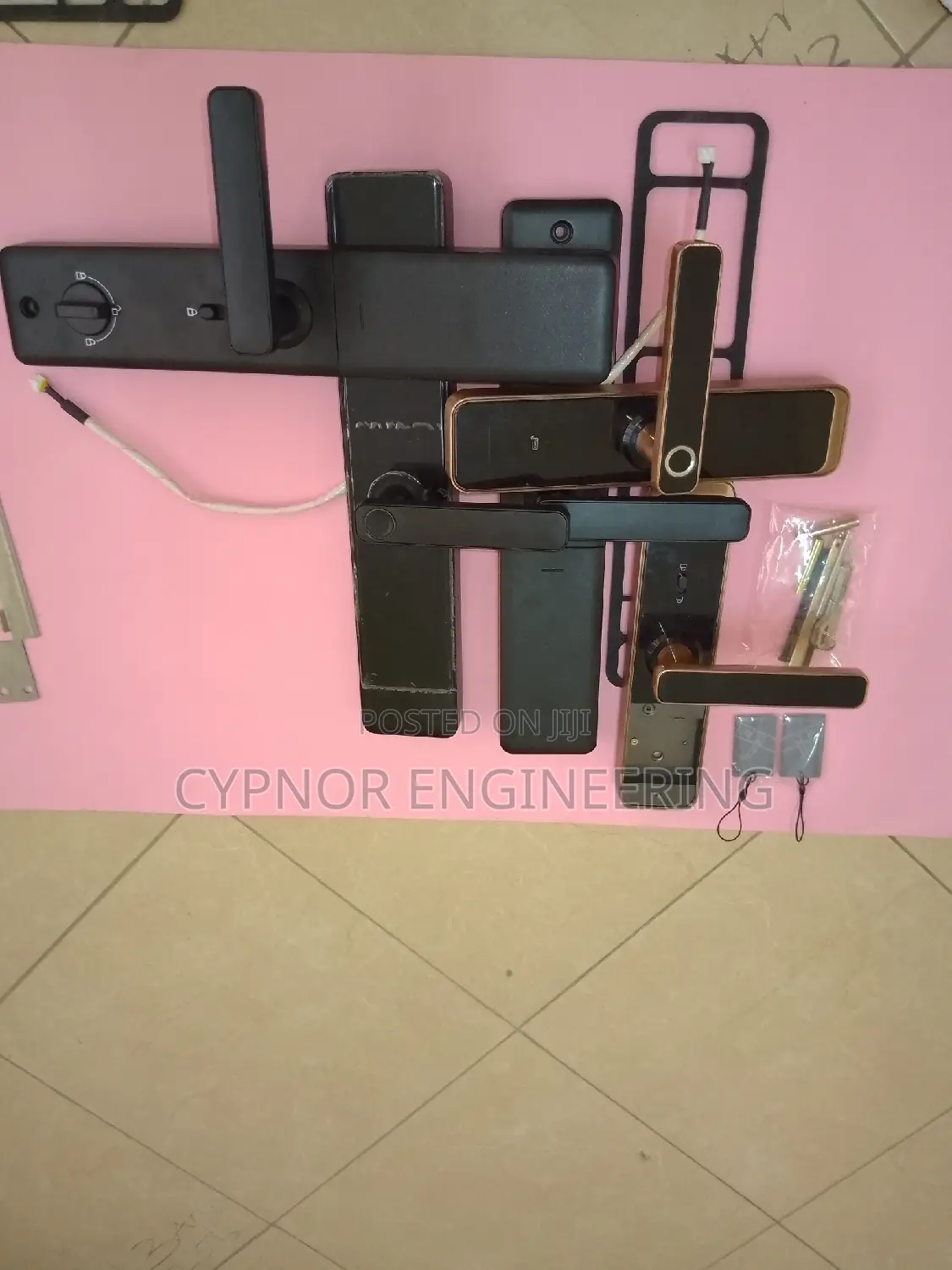 Wine Cellar Lock;Time Bound Codes,App Controlled