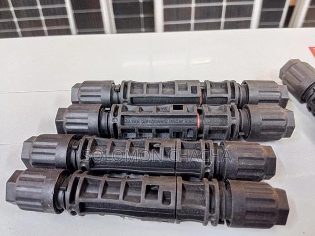 Jinko MC4 Solar Panel Connector - main view