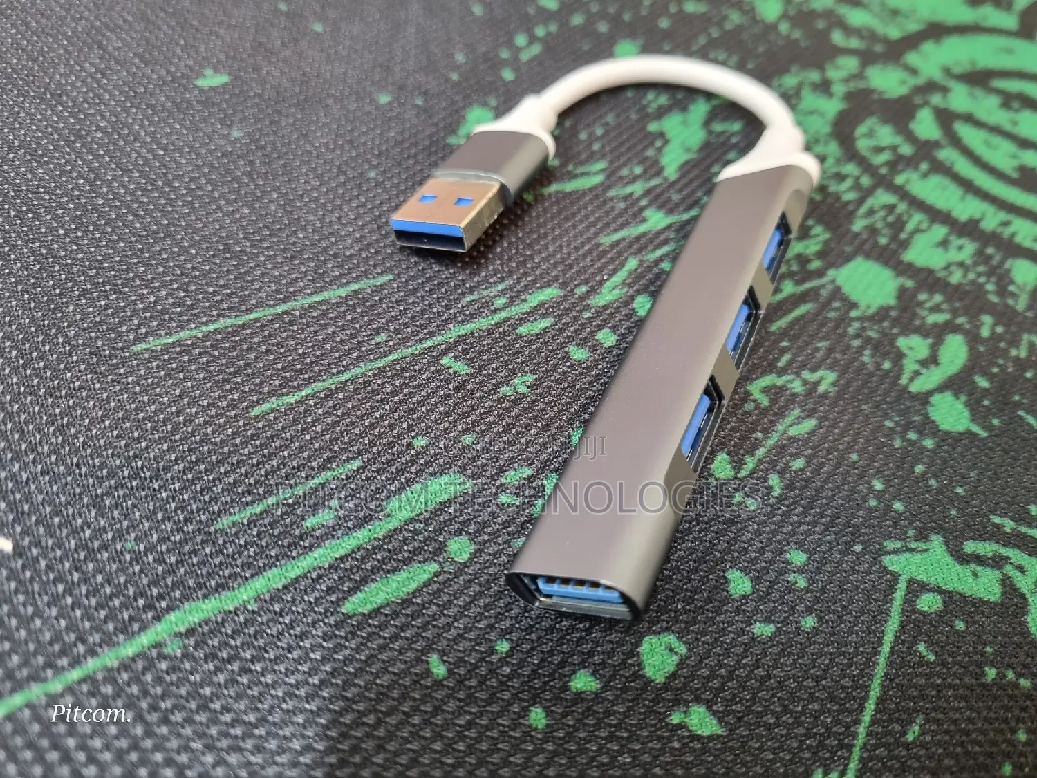 USB Hub 3.0 Ports