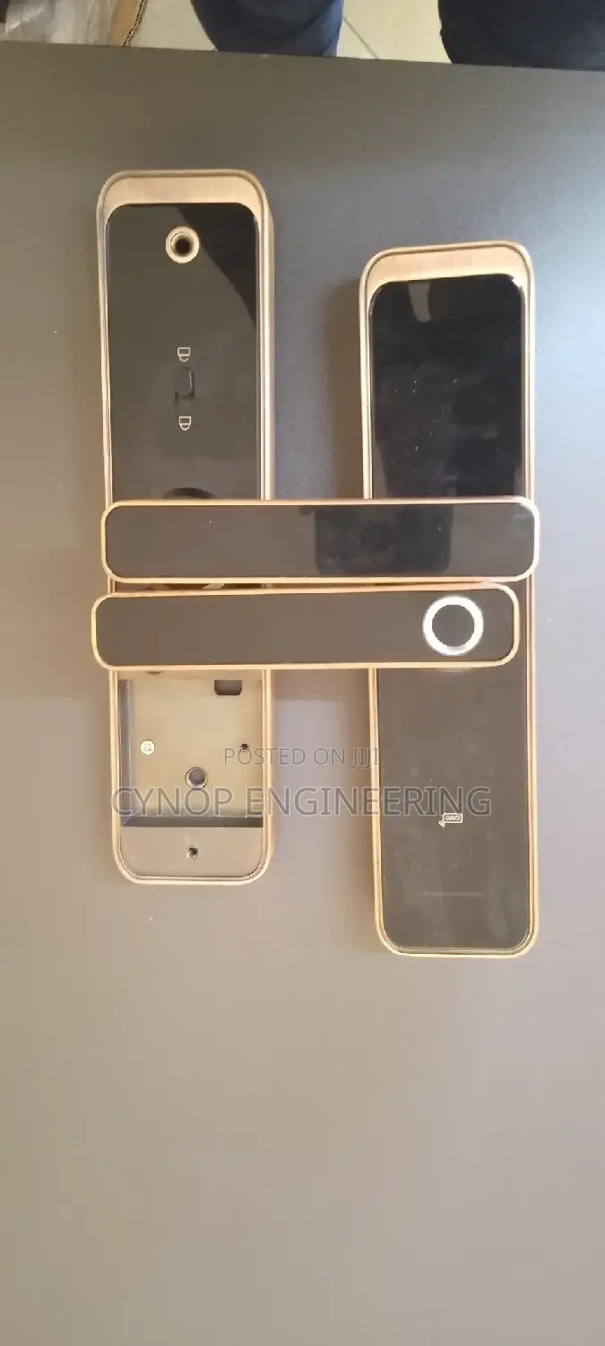 Smart Locks for Hotels App Control and Keys