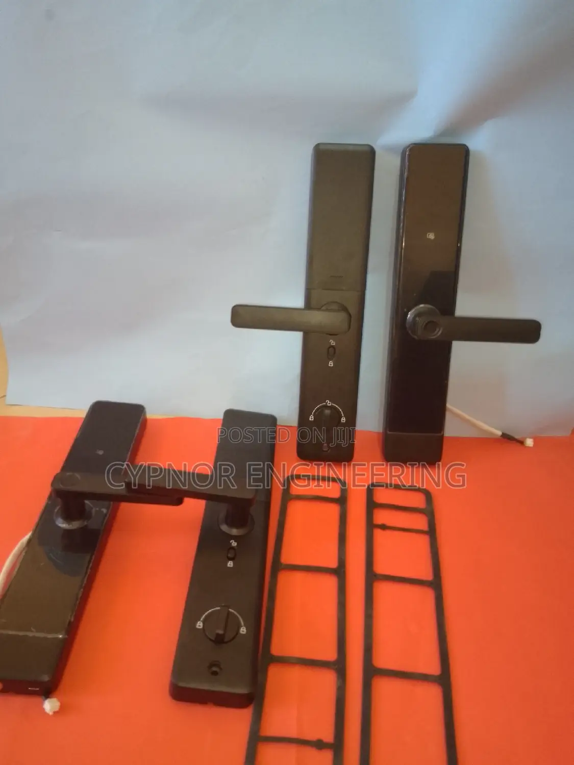 Study Room Lock: RFID Card Secure Entry
