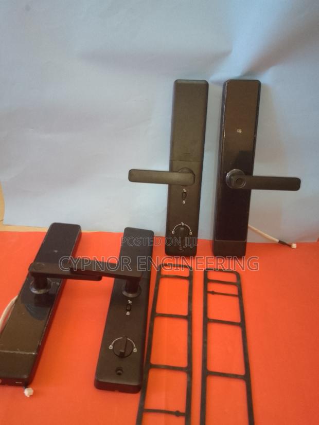 Study Room Lock: RFID Card Secure Entry
