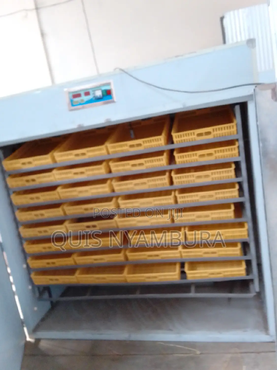 3168 Eggs Automatic, Automatic Incubator.