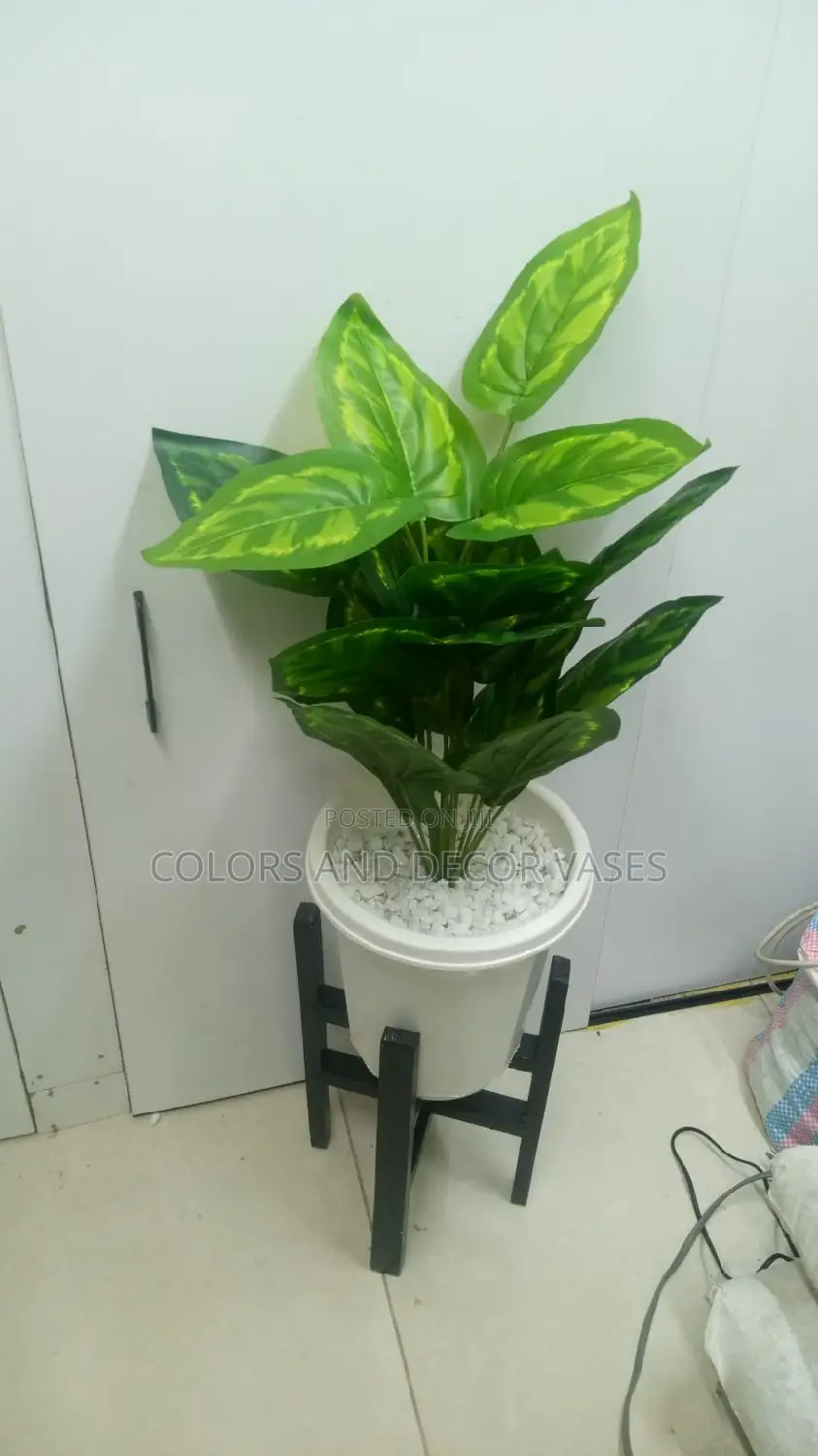 Black Stand,Plastic Vase and Plant Artificial