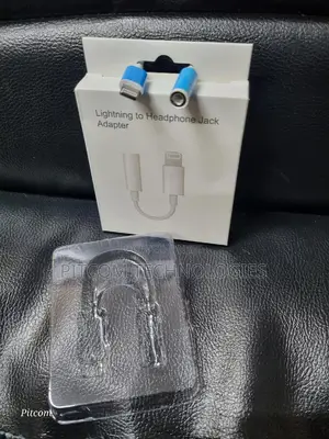 Lightning To Headphone Jack Adapter