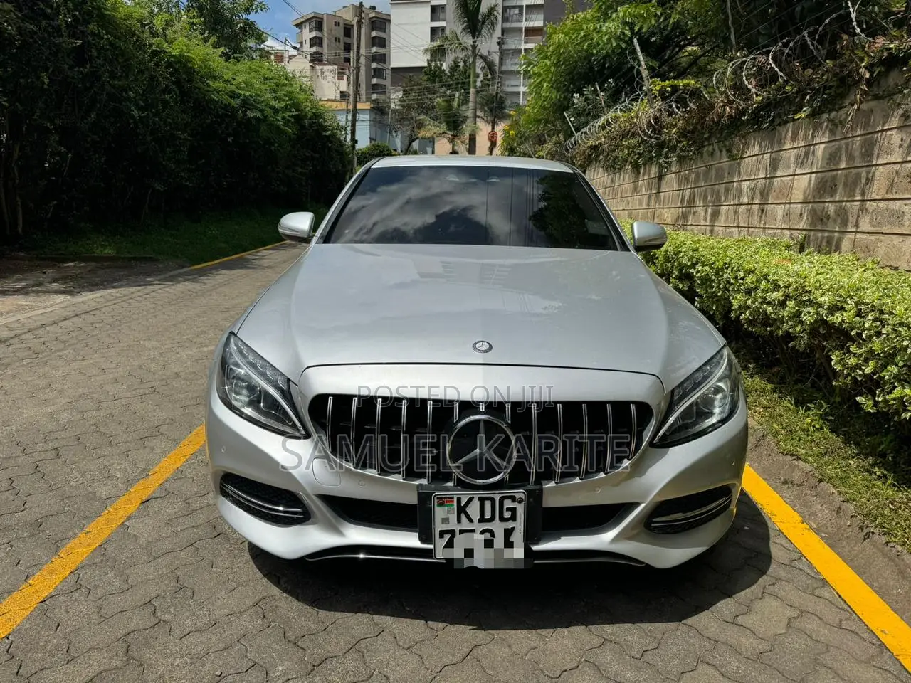 Mercedes-Benz C200 2014 Gray