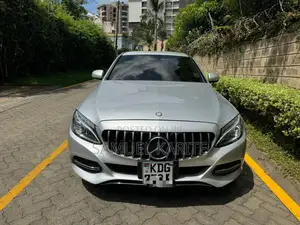 Mercedes-Benz C200 2014 Gray