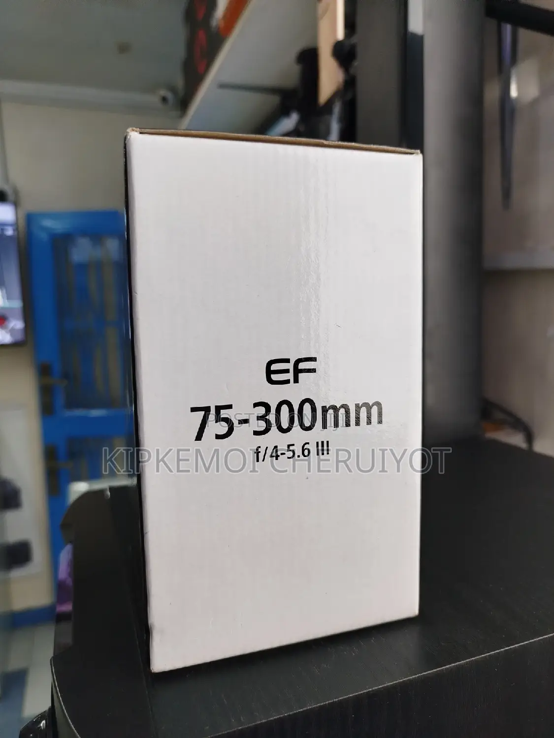 Canon Ef 75-300mm Lens