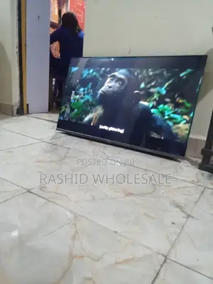 Smart Flameless TV 43 Inch.
