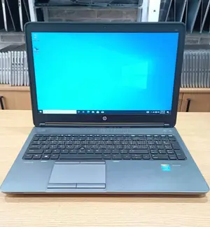 Laptop HP 650 2GB Intel Core I5 HDD+SSD 500GB