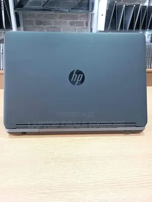 Laptop HP 650 2GB Intel Core I5 HDD+SSD 500GB