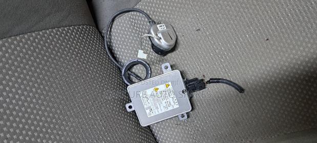 Honda Headlight Ballast Computer Controller - main view